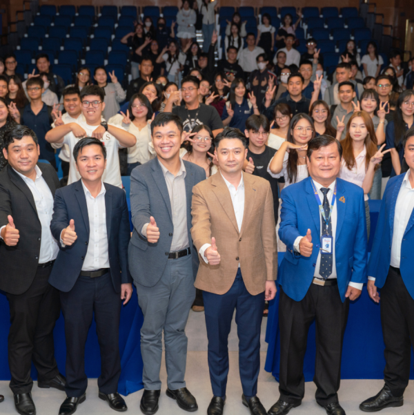 ALTAS đồng hành cùng sinh viên luật tại tọa đàm “Legal Career Insight: Thriving as a Corporate Lawyer”